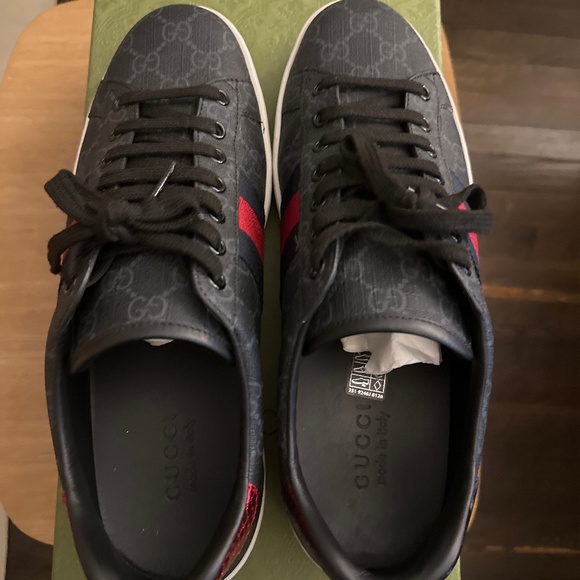 Gucci shoes